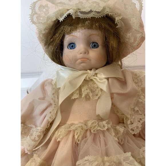 Vintage Porcelain Bradley’s Doll Big Eye Girl 10” Sitting Pouty - Picture 1 of 12